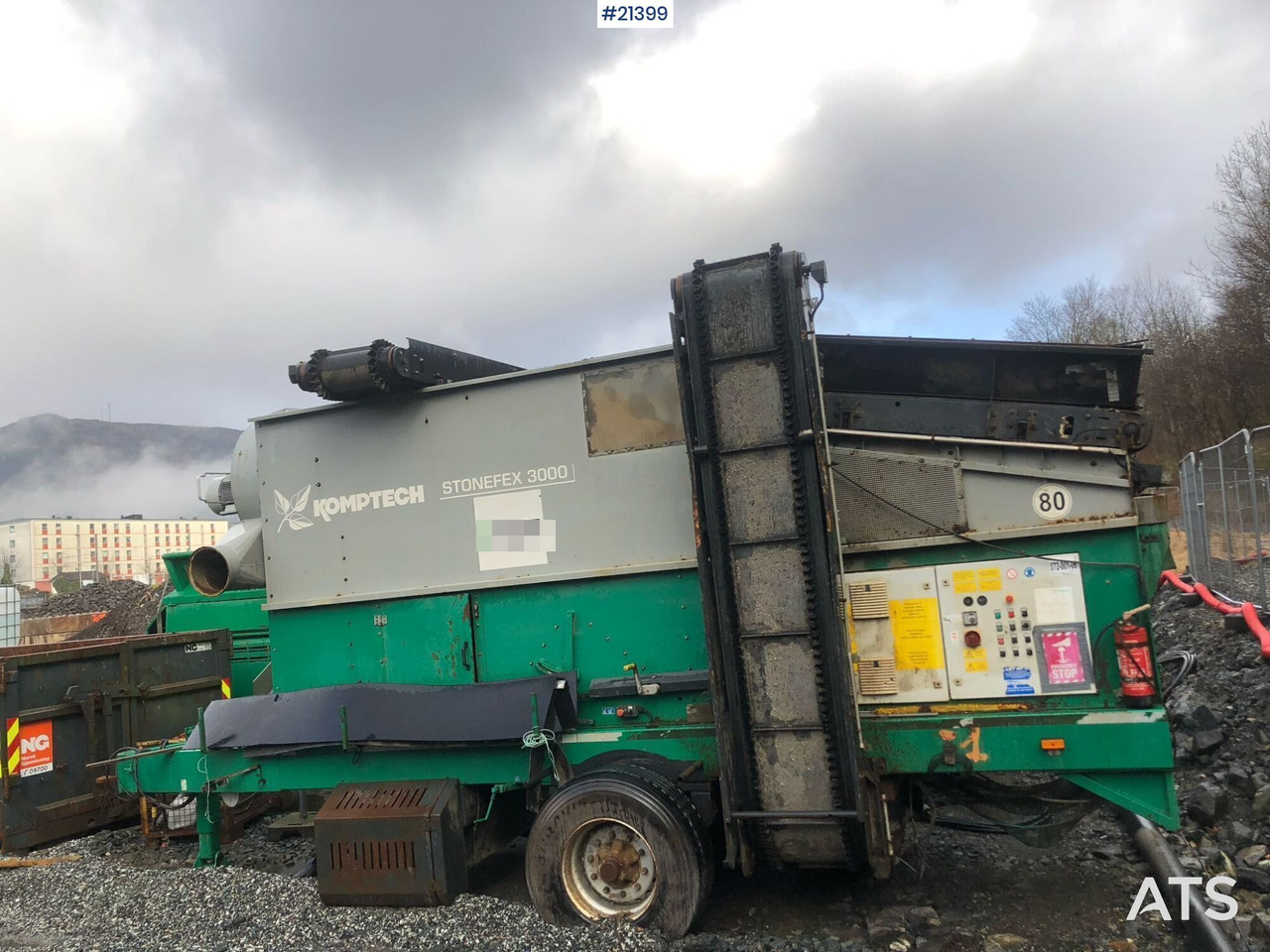 Komptech Stonefex 3000 - Peneira vibratória: foto 1 Komptech Stonefex 3000 - Peneira vibratória: foto 1
