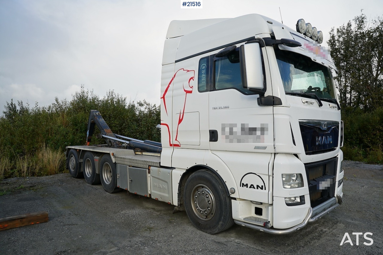 MAN Man TGX 35.560 8x4 tridem krokbil - Camião polibenne: foto 1 MAN Man TGX 35.560 8x4 tridem krokbil - Camião polibenne: foto 1