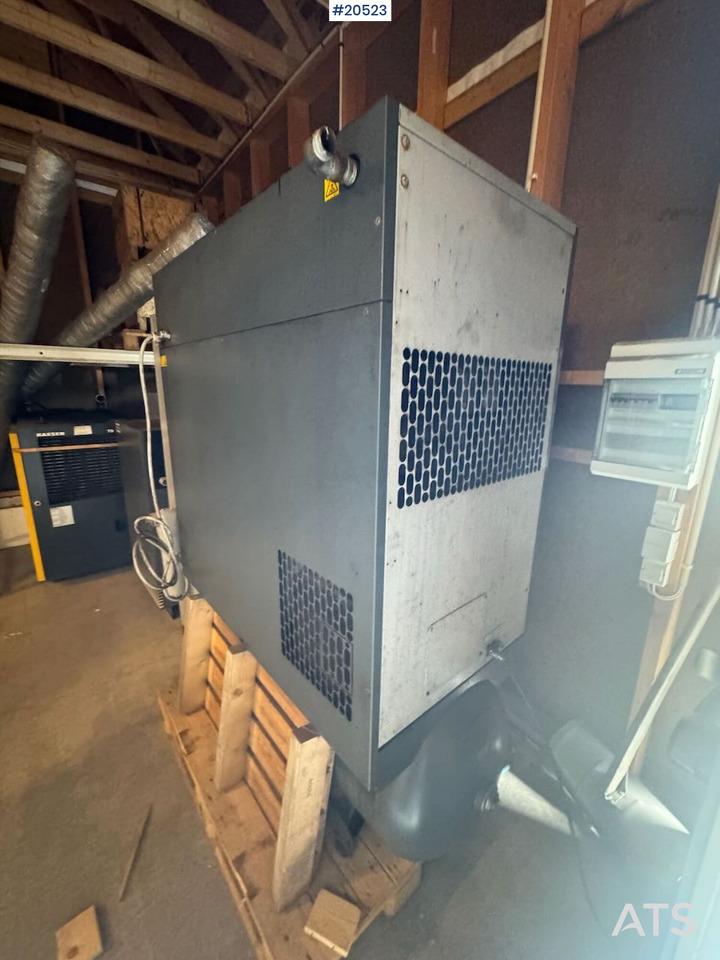 Atlas Copco GA5FF - Máquina de construção: foto 2 Atlas Copco GA5FF - Máquina de construção: foto 2