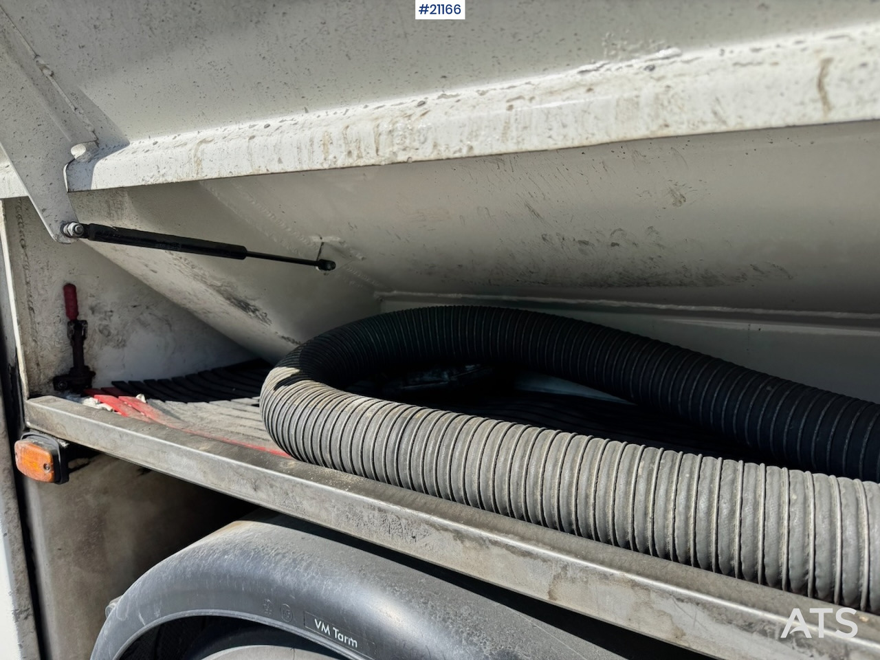 Caminhão tanque Mercedes Actros 2553: foto 23