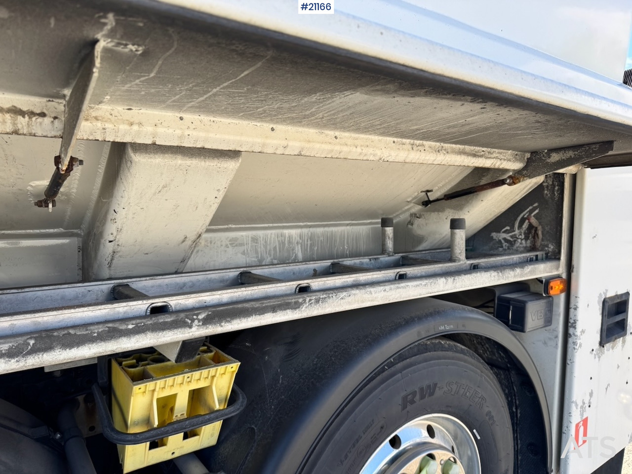 Caminhão tanque Mercedes Actros 2553: foto 38