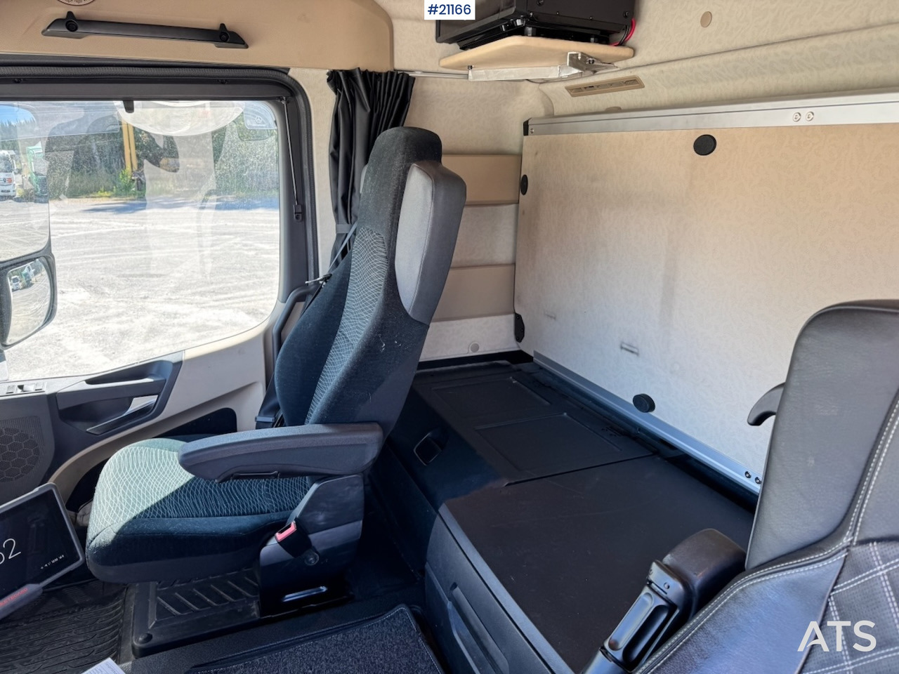 Caminhão tanque Mercedes Actros 2553: foto 46