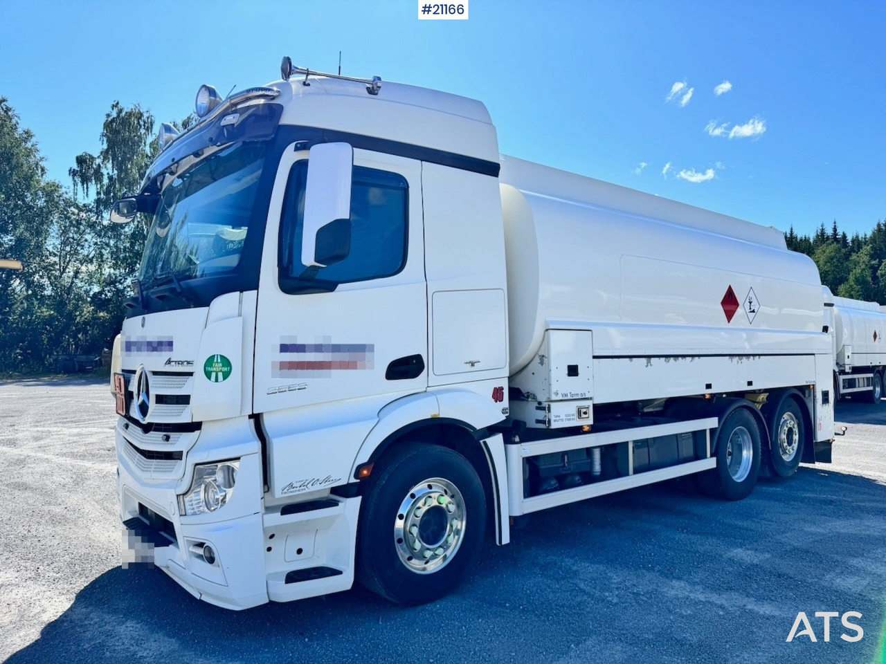 Mercedes Actros 2553 - Caminhão tanque: foto 2 Mercedes Actros 2553 - Caminhão tanque: foto 2