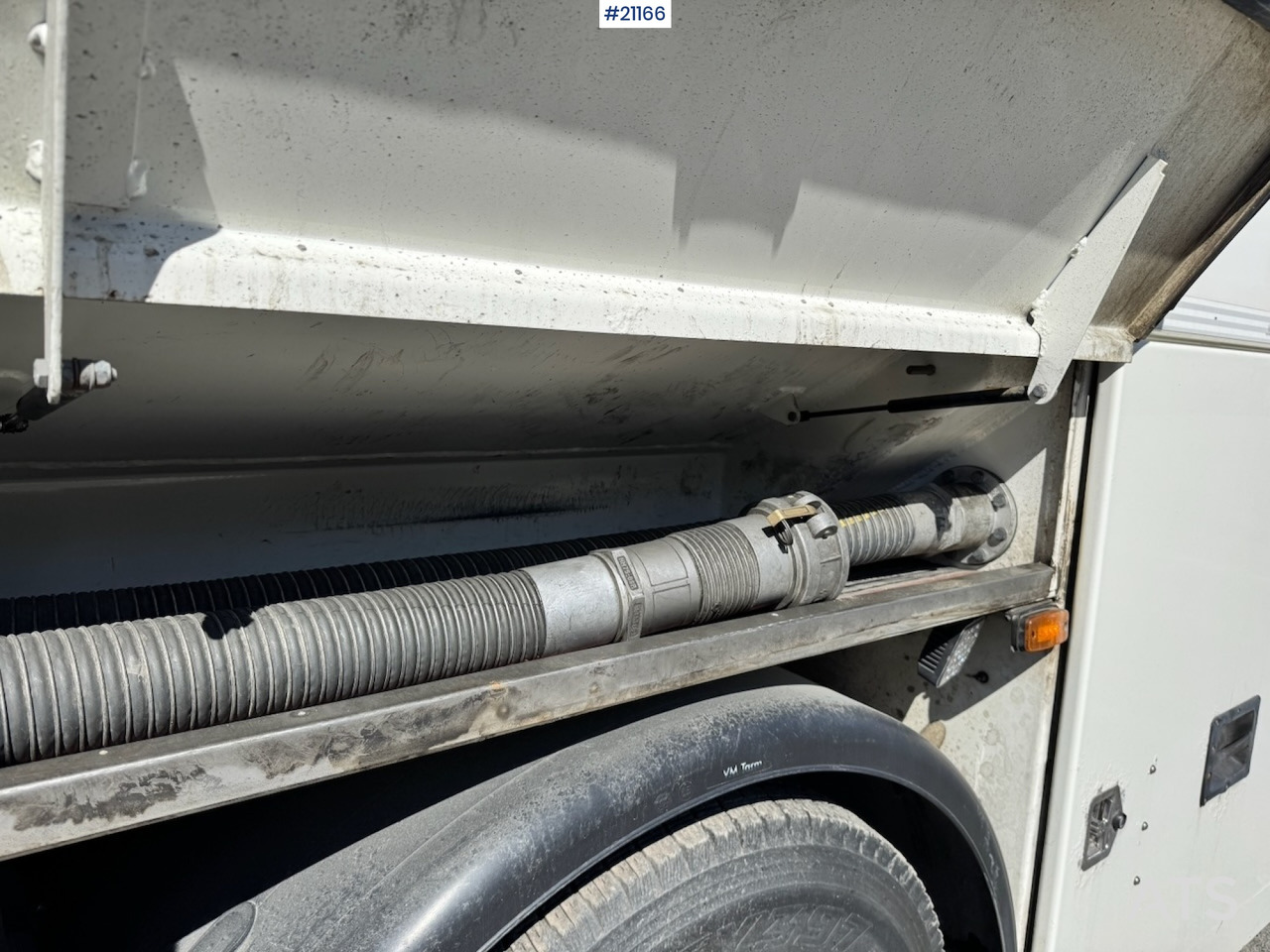 Caminhão tanque Mercedes Actros 2553: foto 22