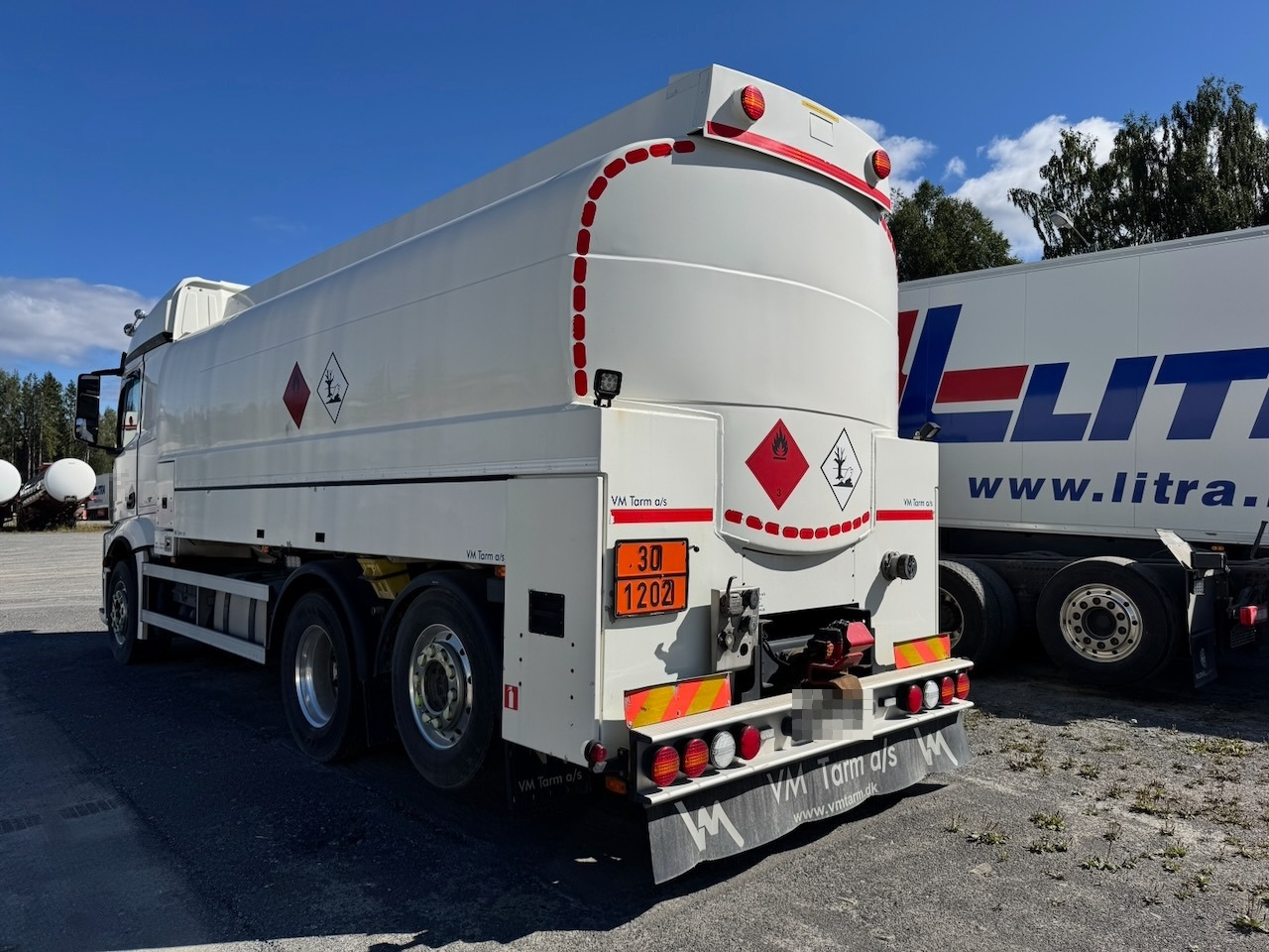 Mercedes Actros 2553 - Caminhão tanque: foto 4 Mercedes Actros 2553 - Caminhão tanque: foto 4