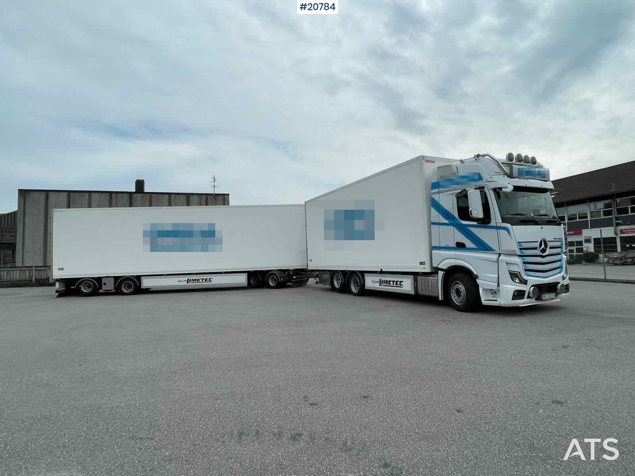 Mercedes Actros - Camião furgão: foto 1 Mercedes Actros - Camião furgão: foto 1
