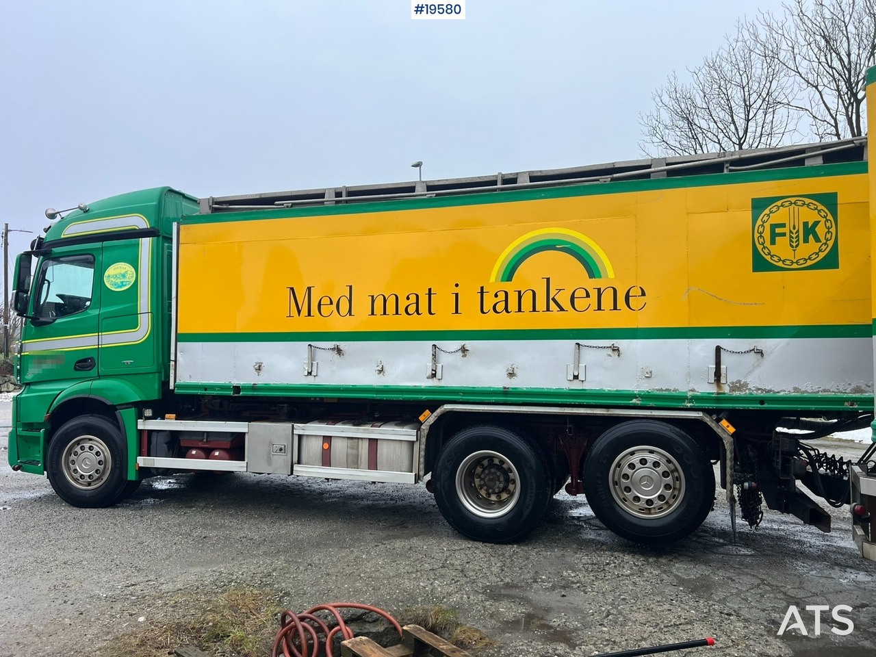 Caminhão tanque Mercedes Actros: foto 22