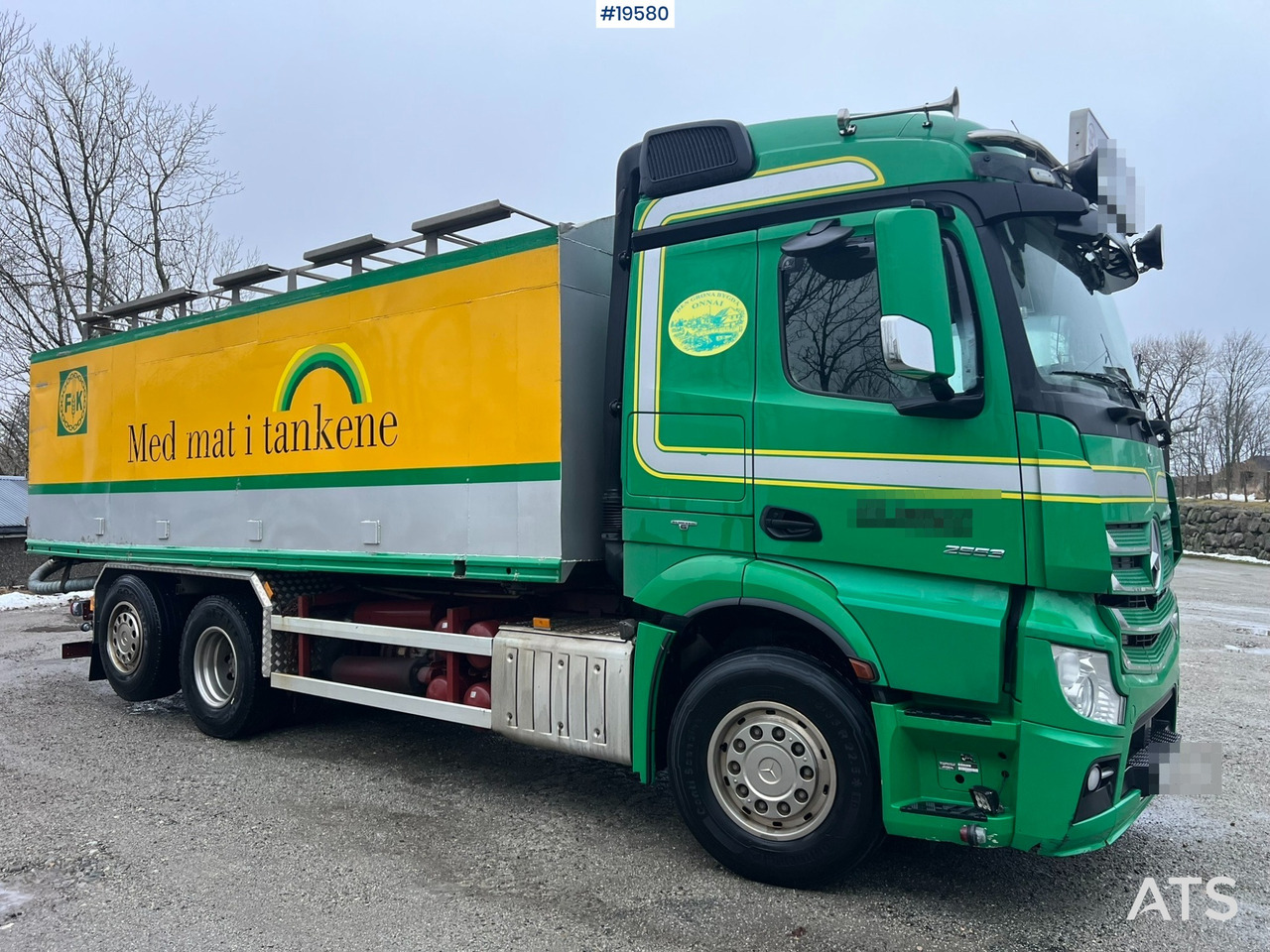 Caminhão tanque Mercedes Actros: foto 9