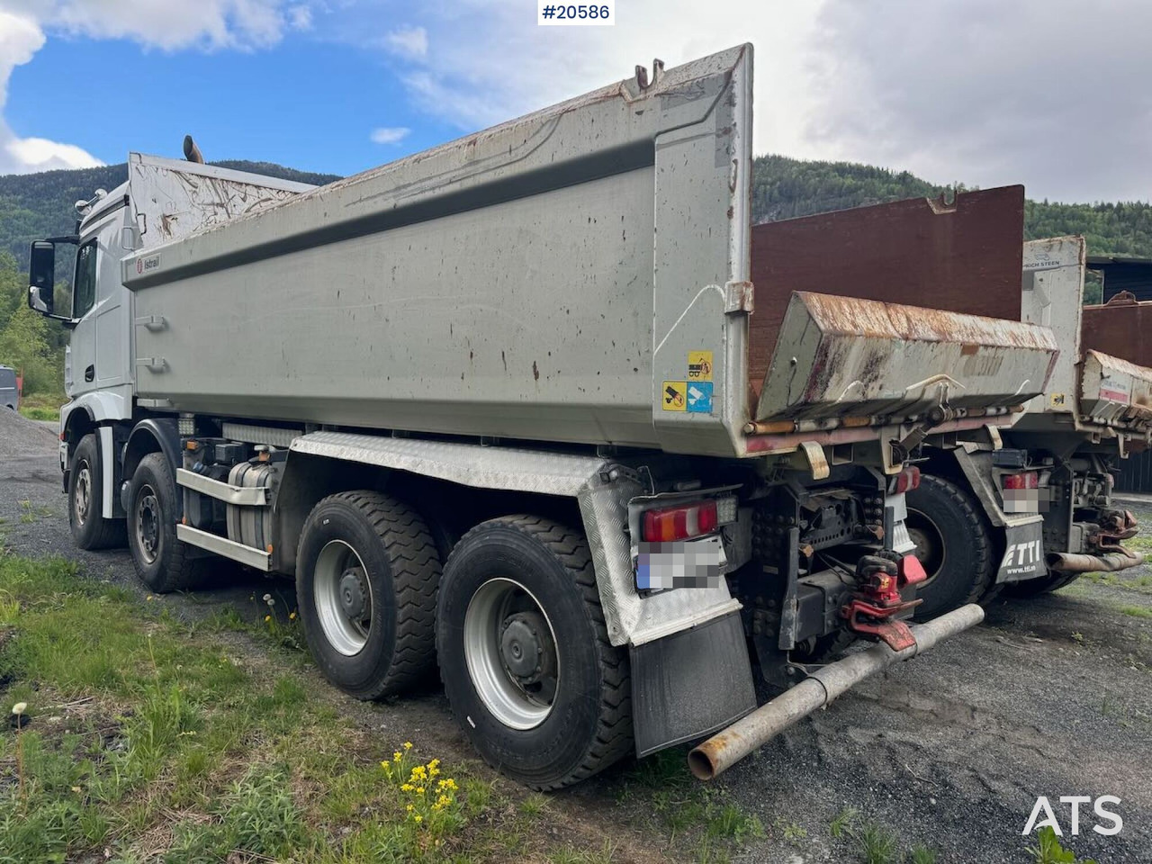 Mercedes Arocs 3258 - Camião basculante: foto 4 Mercedes Arocs 3258 - Camião basculante: foto 4