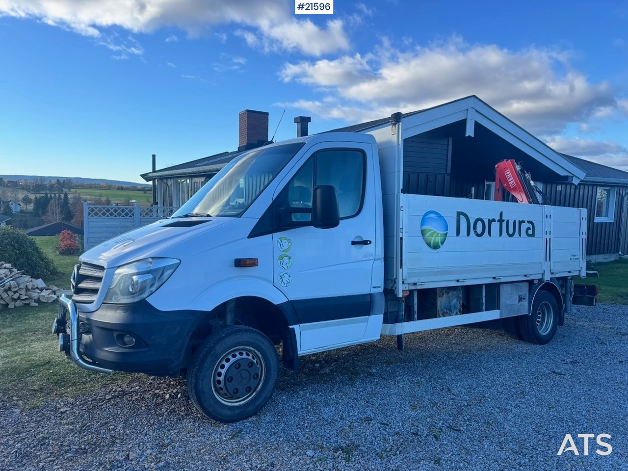 Mercedes-Benz Sprinter 519 4x4 nødslaktbil med vinsj og bakmontert Fassi kran - Furgão: foto 2 Mercedes-Benz Sprinter 519 4x4 nødslaktbil med vinsj og bakmontert Fassi kran - Furgão: foto 2