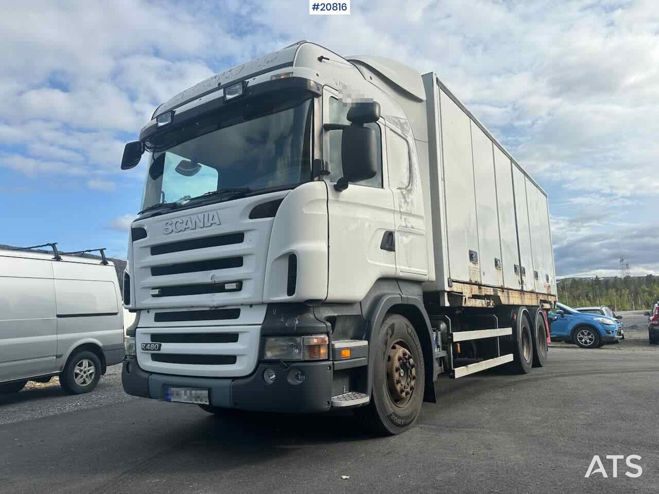 Scania R480 3 akslet conatinerbil m/ lift - Camião furgão: foto 1 Scania R480 3 akslet conatinerbil m/ lift - Camião furgão: foto 1