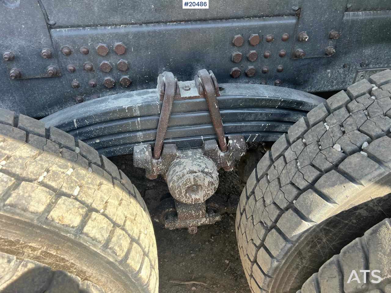 Camião basculante Scania R560: foto 40