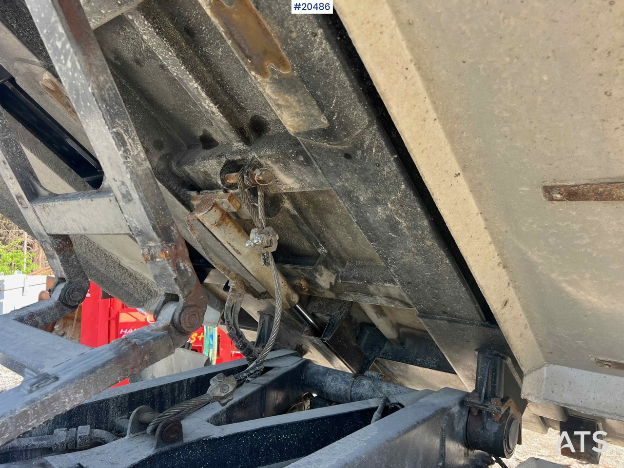 Camião basculante Scania R560: foto 45