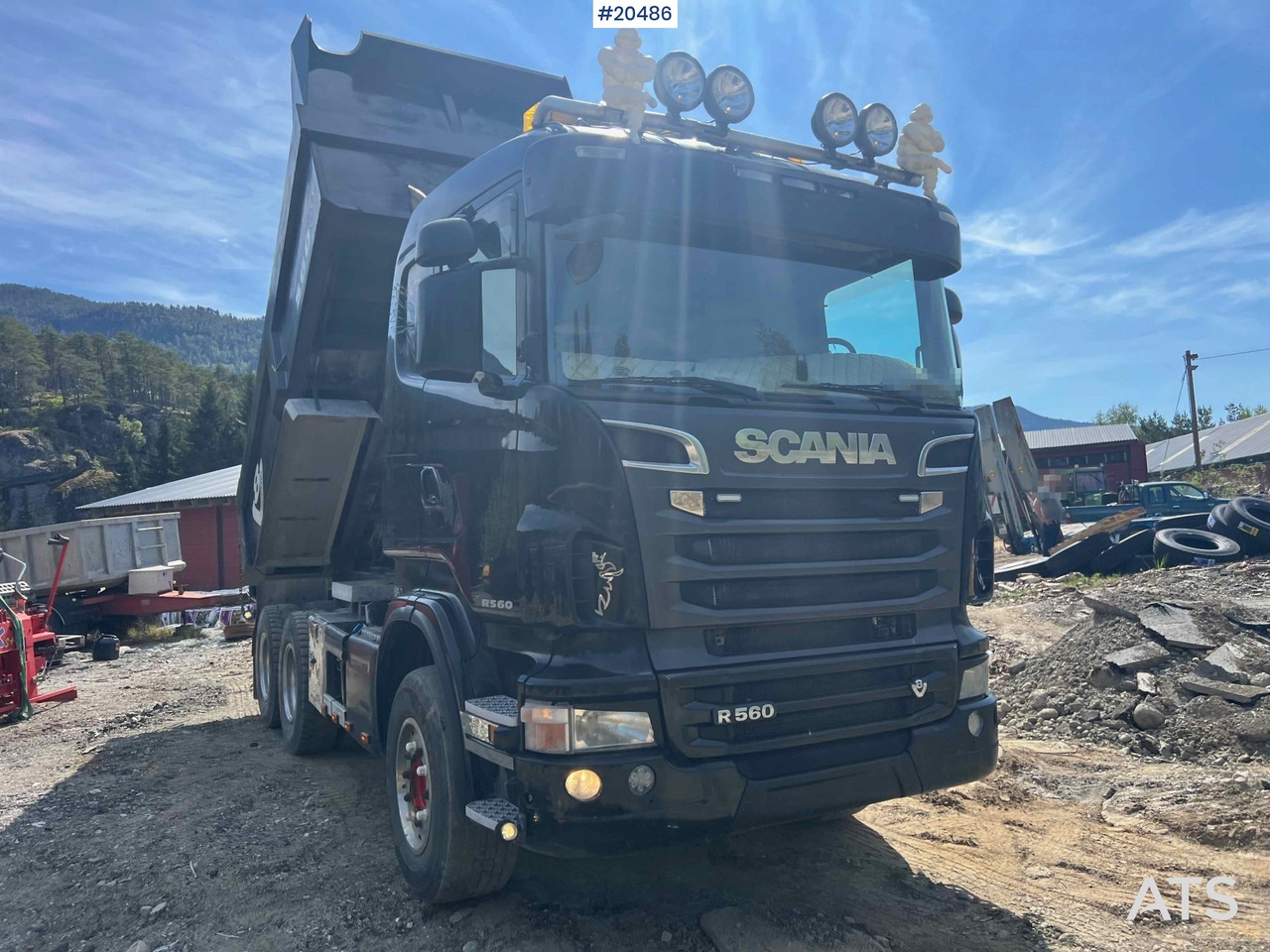 Camião basculante Scania R560: foto 9