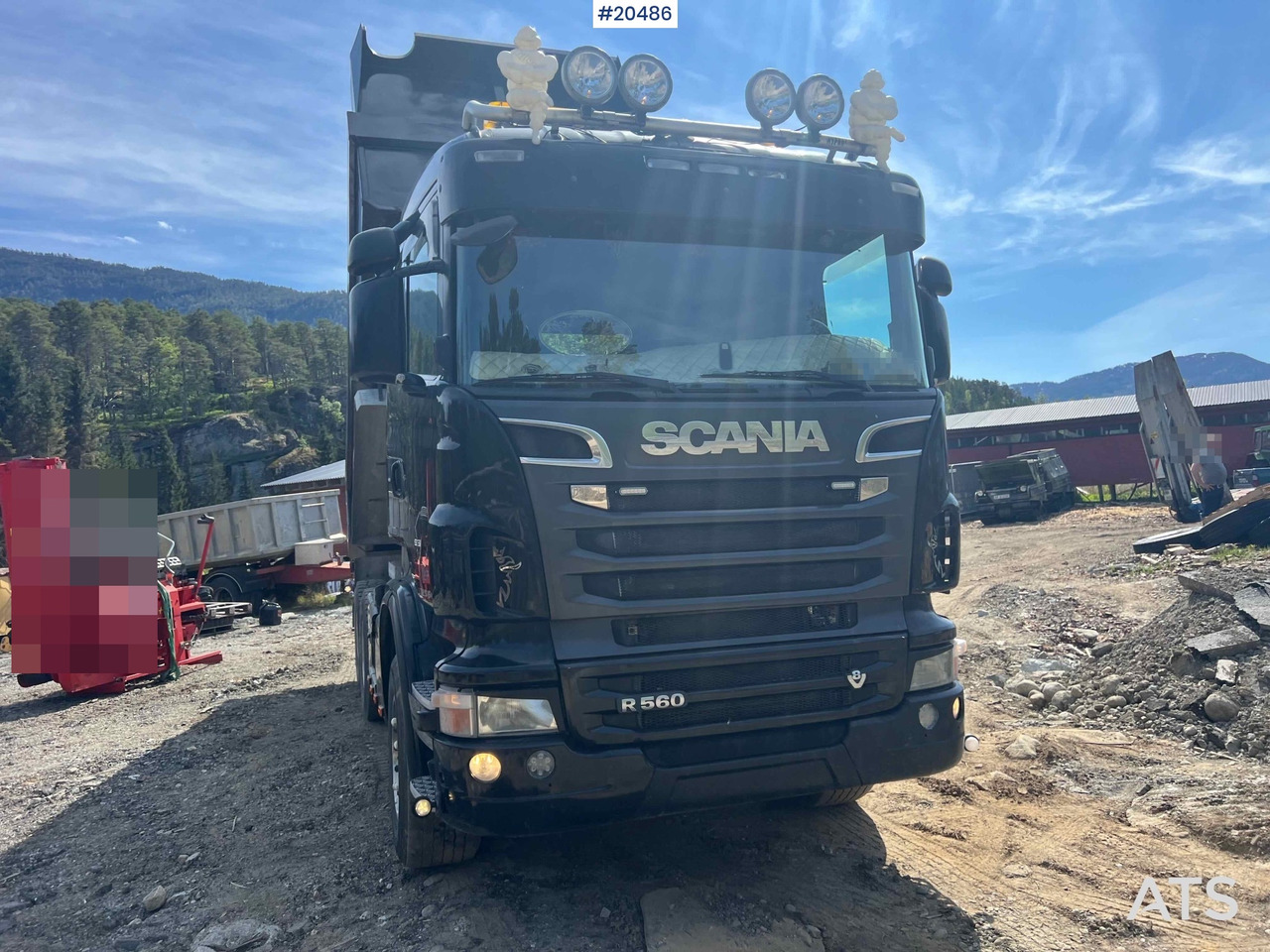 Camião basculante Scania R560: foto 8