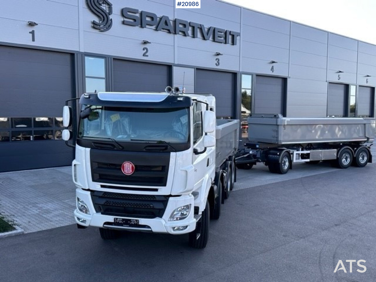 Tatra 8P6R43 - Camião basculante: foto 2 Tatra 8P6R43 - Camião basculante: foto 2