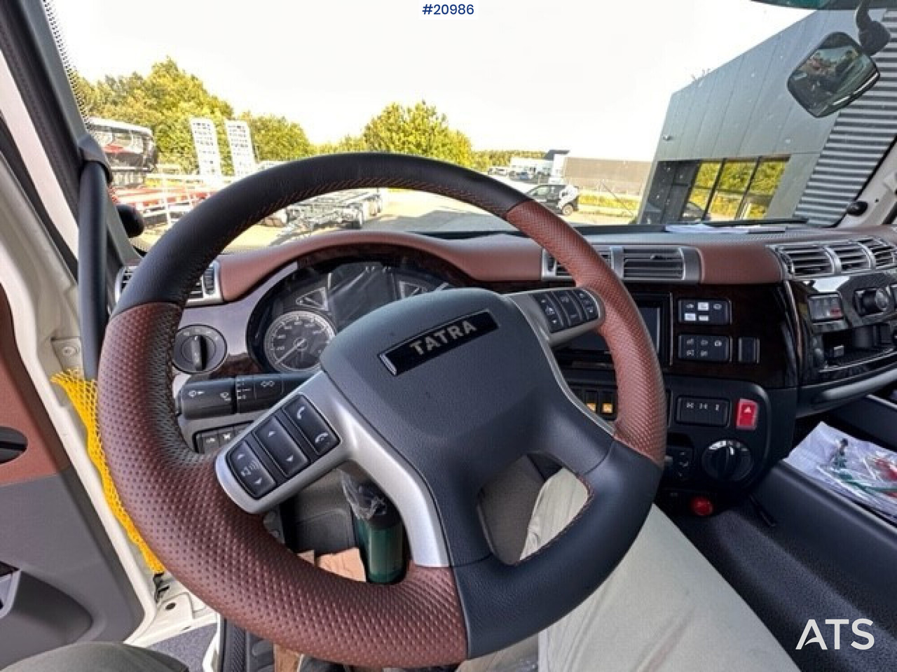 Camião basculante Tatra 8P6R43: foto 13