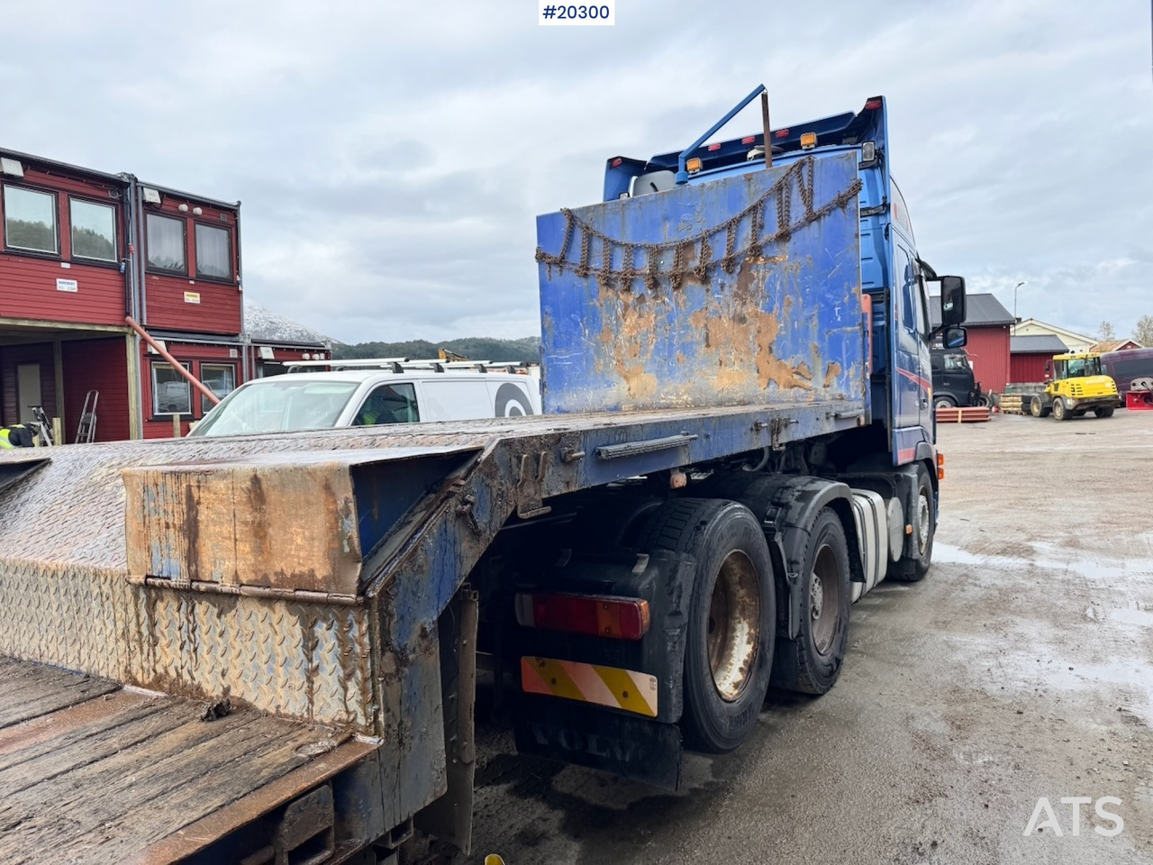 Volvo 2004 Volvo FH16 6x2 Trekkvogn m/tipphydraulikk for tippsemi. - Tractor: foto 3 Volvo 2004 Volvo FH16 6x2 Trekkvogn m/tipphydraulikk for tippsemi. - Tractor: foto 3