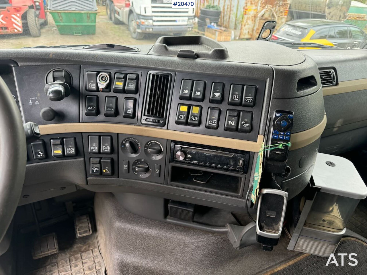 Tractor Volvo FH520: foto 30
