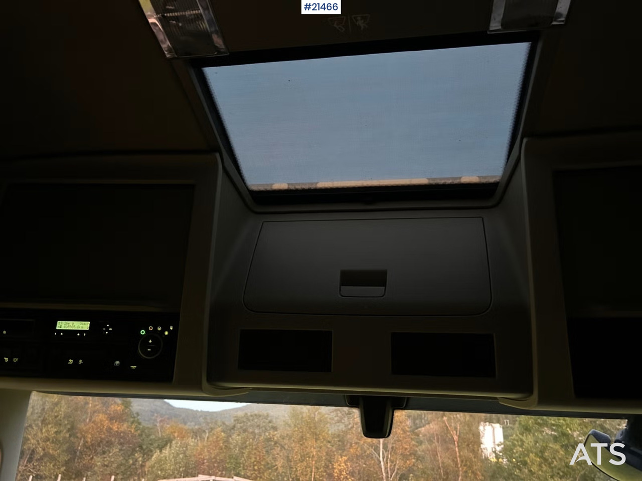 Tractor Volvo FH540: foto 11
