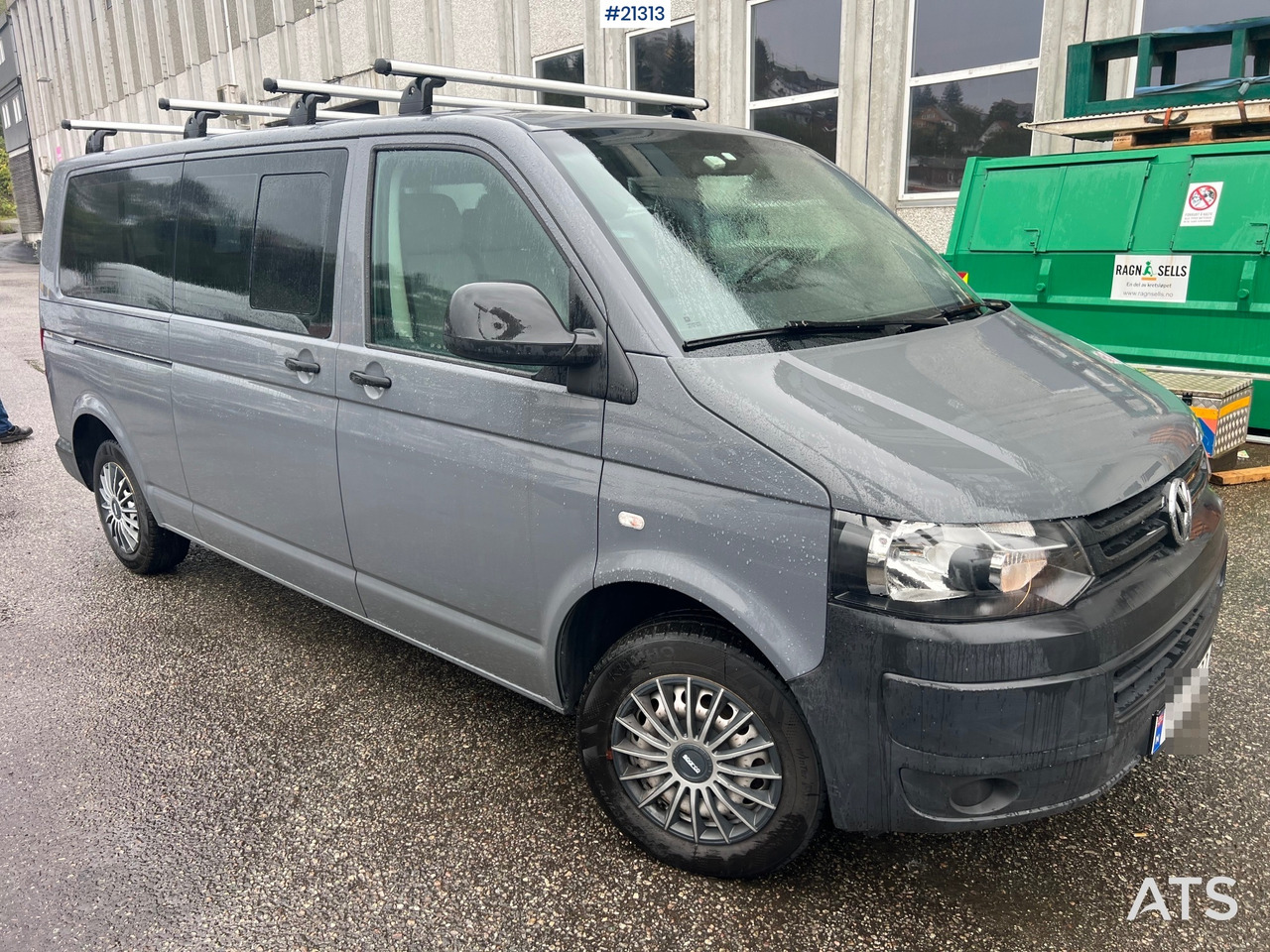 Volkswagen kombi 9 seter - Minibus, Furgão de passageiros: foto 2 Volkswagen kombi 9 seter - Minibus, Furgão de passageiros: foto 2