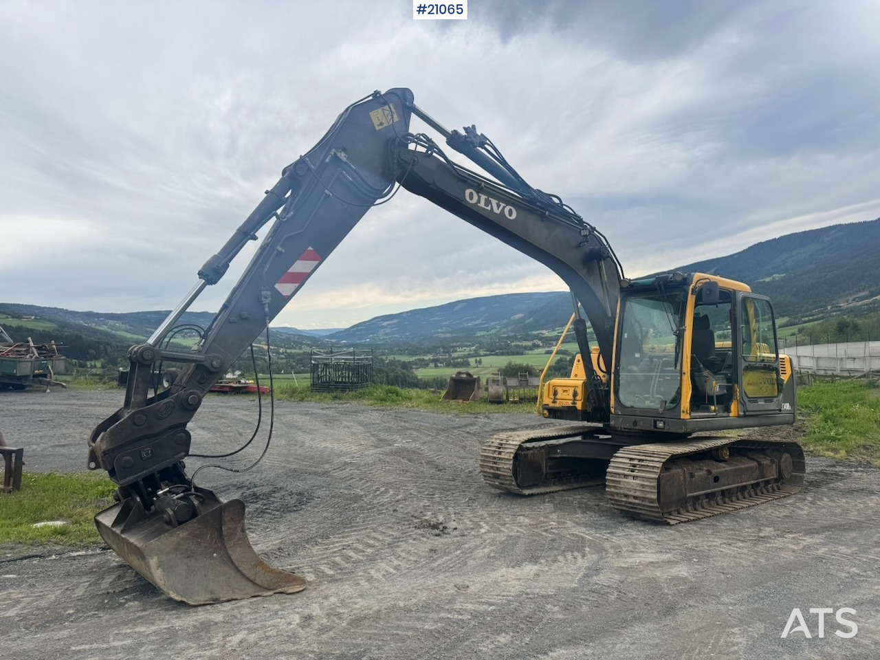 Volvo EC140 BLC - Escavadora de rastos: foto 2 Volvo EC140 BLC - Escavadora de rastos: foto 2