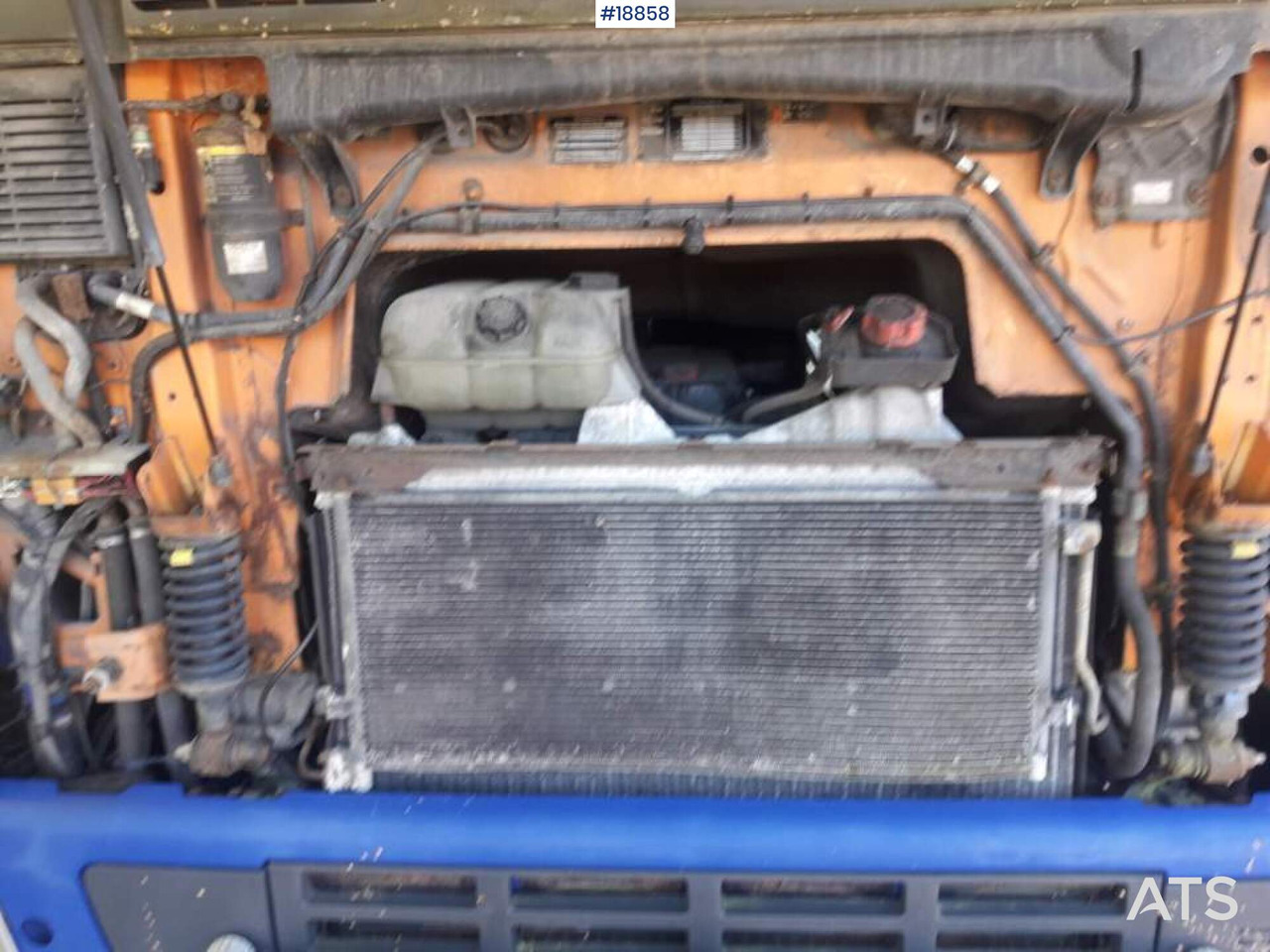 Camião transporte de veículos Volvo FH12: foto 9 Camião transporte de veículos Volvo FH12: foto 9