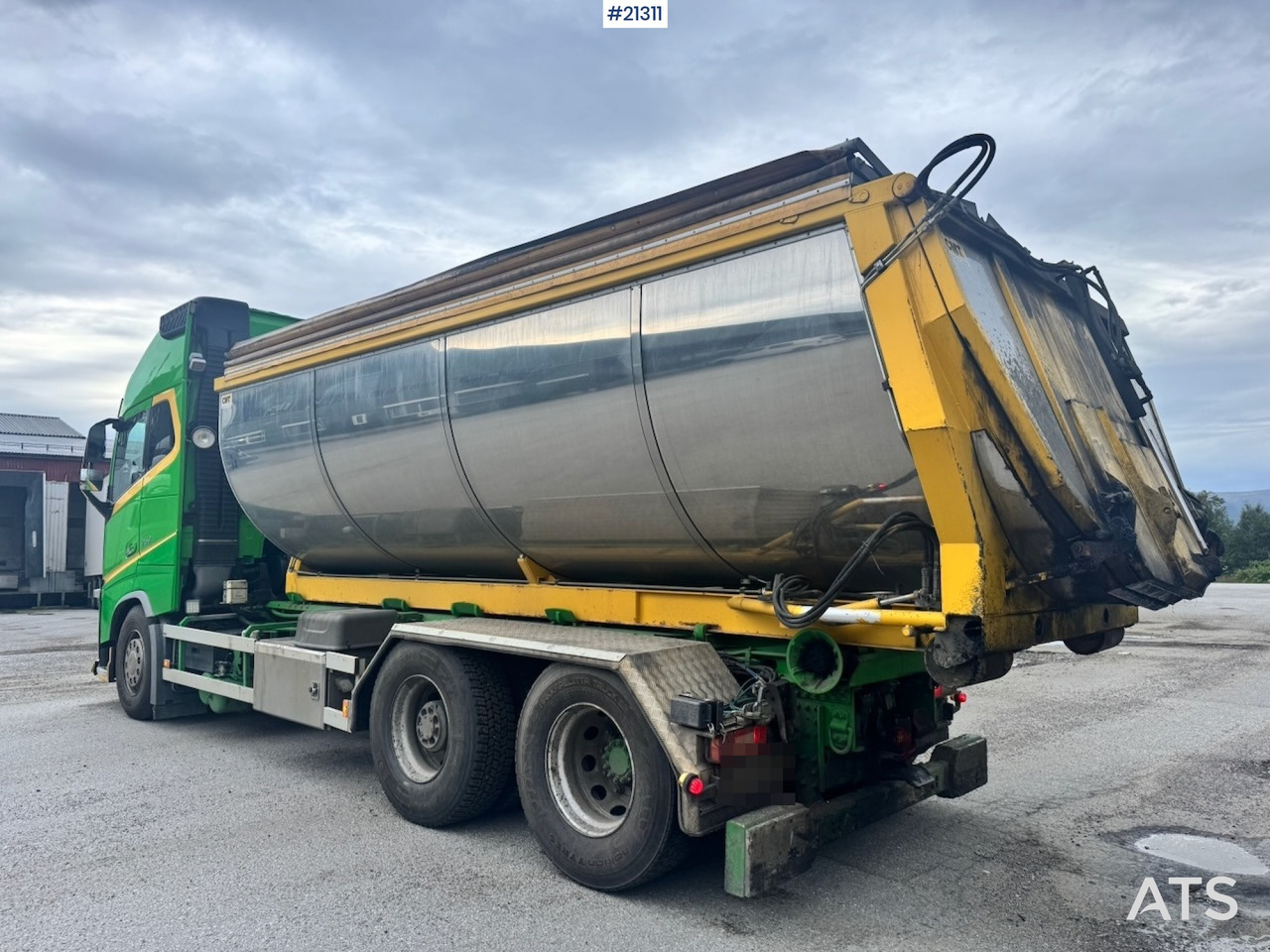 Volvo FH16 750 - Camião polibenne: foto 4 Volvo FH16 750 - Camião polibenne: foto 4