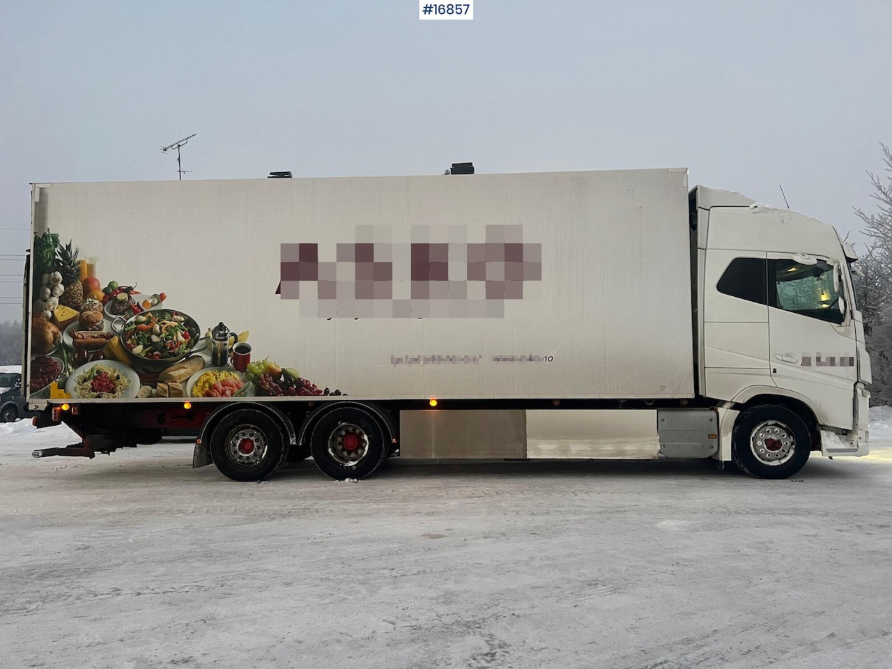 Volvo FH540 - Camião furgão: foto 3 Volvo FH540 - Camião furgão: foto 3