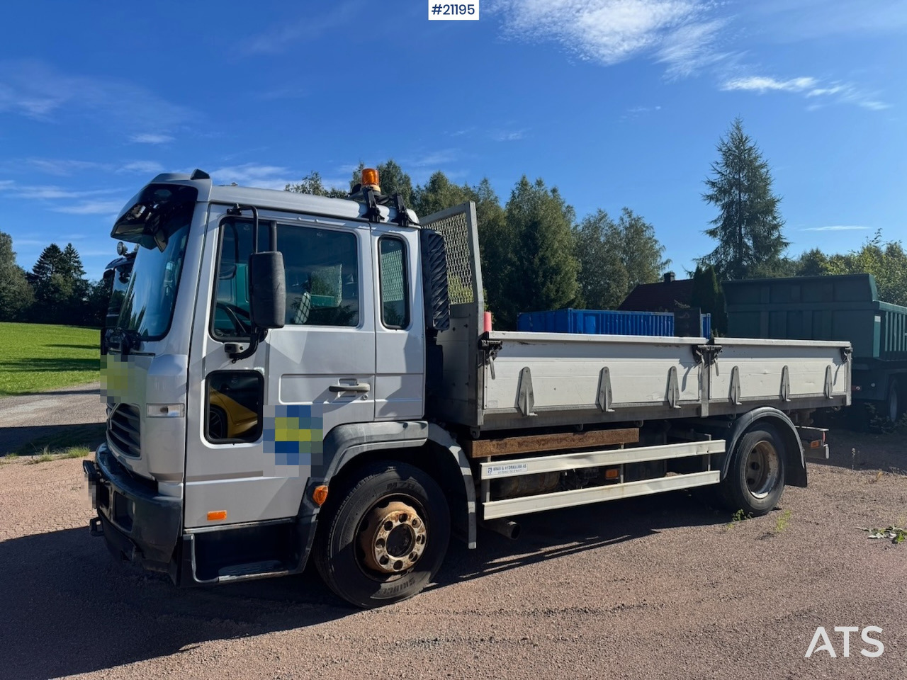 Volvo FL250 - Camião de caixa aberta/ Plataforma: foto 2 Volvo FL250 - Camião de caixa aberta/ Plataforma: foto 2