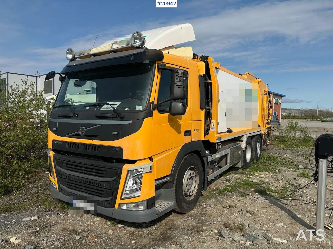 Volvo FM 370 6x2 - 2 kammer renovasjonsbil - Caminhão de lixo: foto 1 Volvo FM 370 6x2 - 2 kammer renovasjonsbil - Caminhão de lixo: foto 1