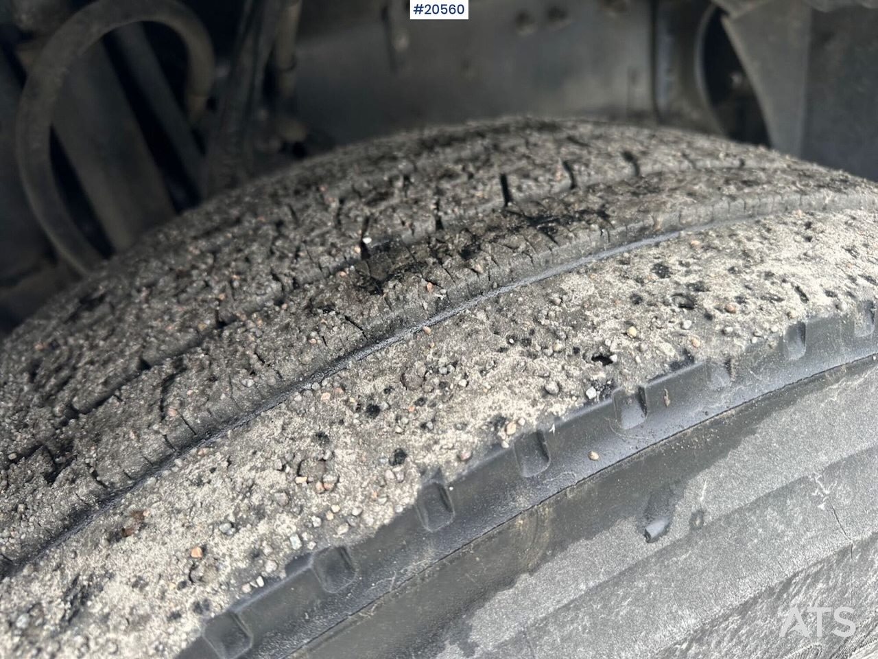 Caminhão limpa fossa Volvo FM460: foto 13