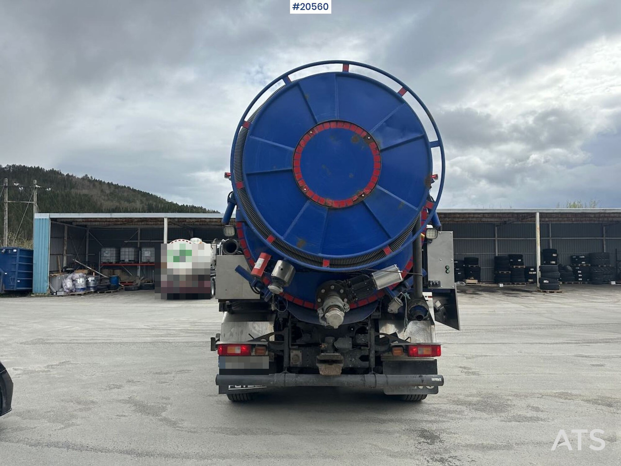 Caminhão limpa fossa Volvo FM460: foto 7