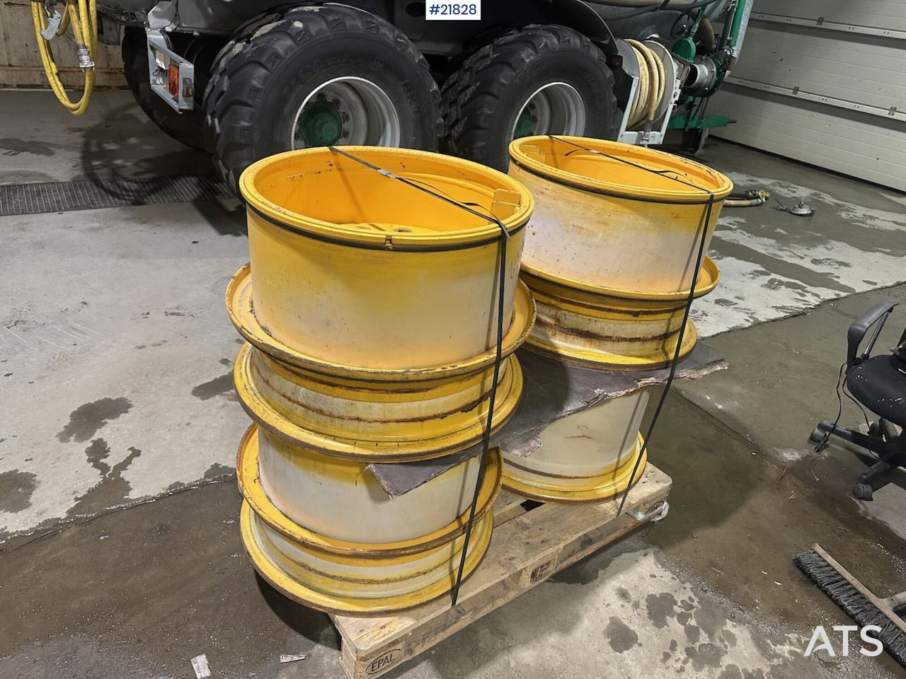 Volvo L60H - Jante por Máquina de construção: foto 1 Volvo L60H - Jante por Máquina de construção: foto 1