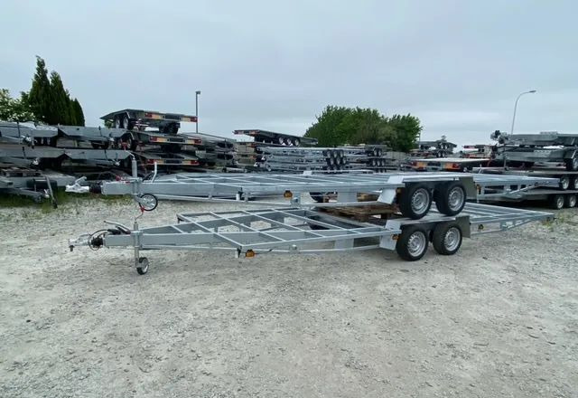 Boro Przyczepa pod kontener!!!6,60x2,50M!! - Semi-reboque transportador de contêineres/ Caixa móvel: foto 1 Boro Przyczepa pod kontener!!!6,60x2,50M!! - Semi-reboque transportador de contêineres/ Caixa móvel: foto 1