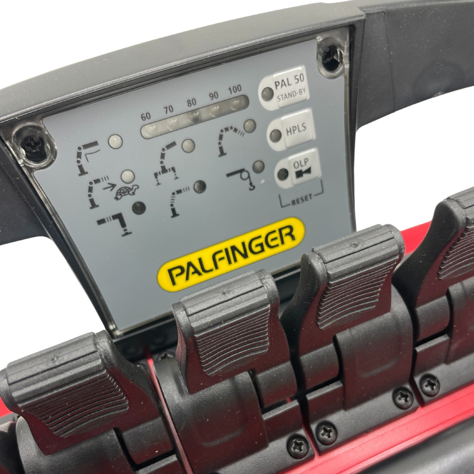 PALFINGER RADIO REMOTE CONTROL EEA4481A - Sistema elétrico por Grua para camião: foto 3 PALFINGER RADIO REMOTE CONTROL EEA4481A - Sistema elétrico por Grua para camião: foto 3