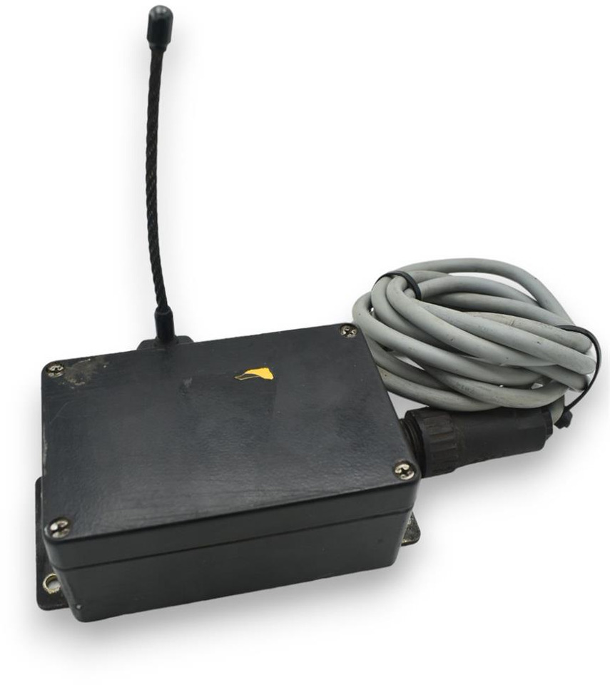 Scanreco P1 Type 500 Antenna Box EEA 3055-U - Peça de reposição por Grua para camião: foto 2 Scanreco P1 Type 500 Antenna Box EEA 3055-U - Peça de reposição por Grua para camião: foto 2