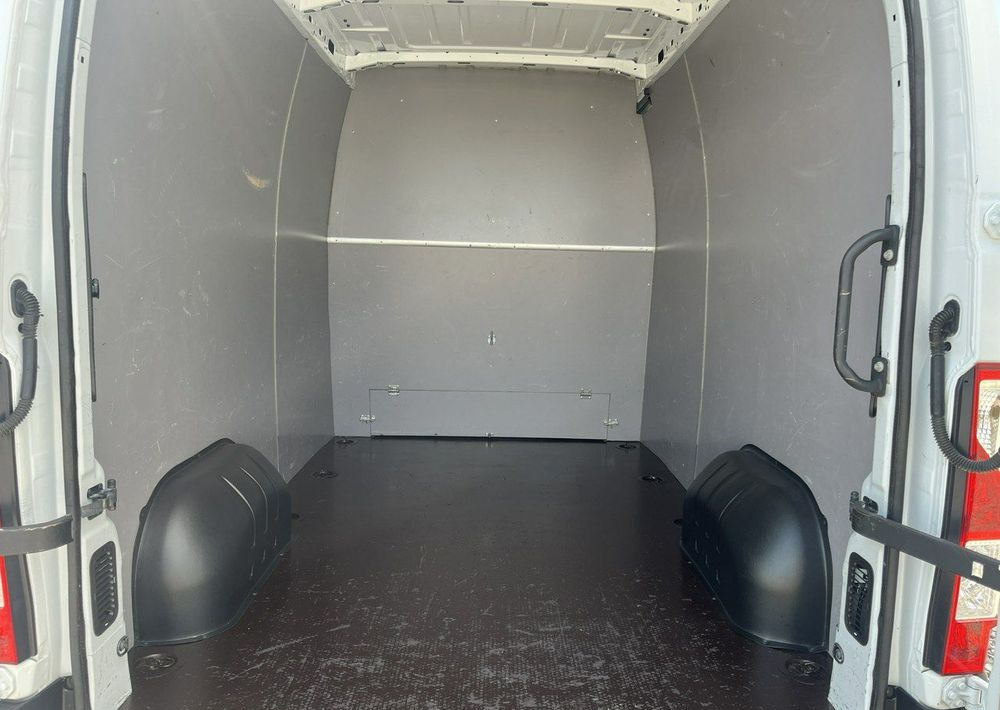 Furgão Renault Master: foto 6