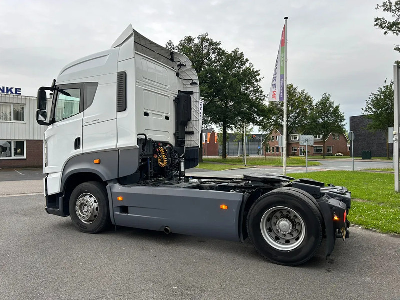 Tractor BMC TUGHRA 1846 TGR 460PK Euro 6 powered by Iveco / Automatic gearbox ZF: foto 8 Tractor BMC TUGHRA 1846 TGR 460PK Euro 6 powered by Iveco / Automatic gearbox ZF: foto 8