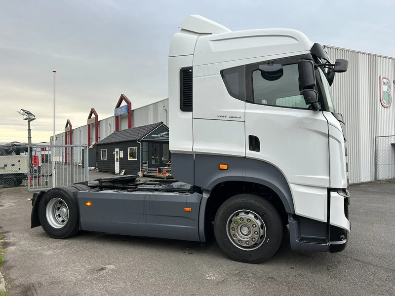 BMC TUGHRA 1846 TGR 460PK Euro 6 powered by Iveco / Automatic gearbox ZF - Tractor: foto 2 BMC TUGHRA 1846 TGR 460PK Euro 6 powered by Iveco / Automatic gearbox ZF - Tractor: foto 2