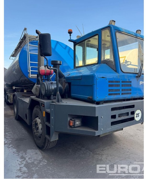 2001 Ferrari TT2516 Shunter (Selling Offsite - Maarheeze, Netherlands) - Tractor de terminal: foto 1 2001 Ferrari TT2516 Shunter (Selling Offsite - Maarheeze, Netherlands) - Tractor de terminal: foto 1