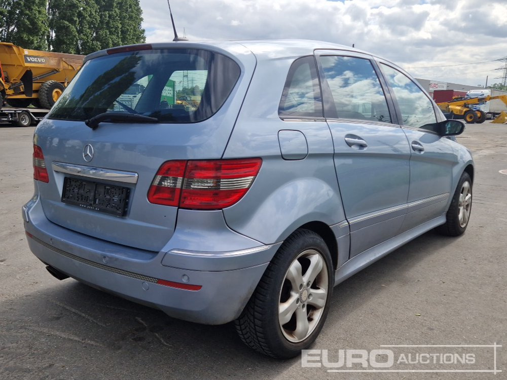 2005 Mercedes Benz B170 - Automóvel: foto 5 2005 Mercedes Benz B170 - Automóvel: foto 5