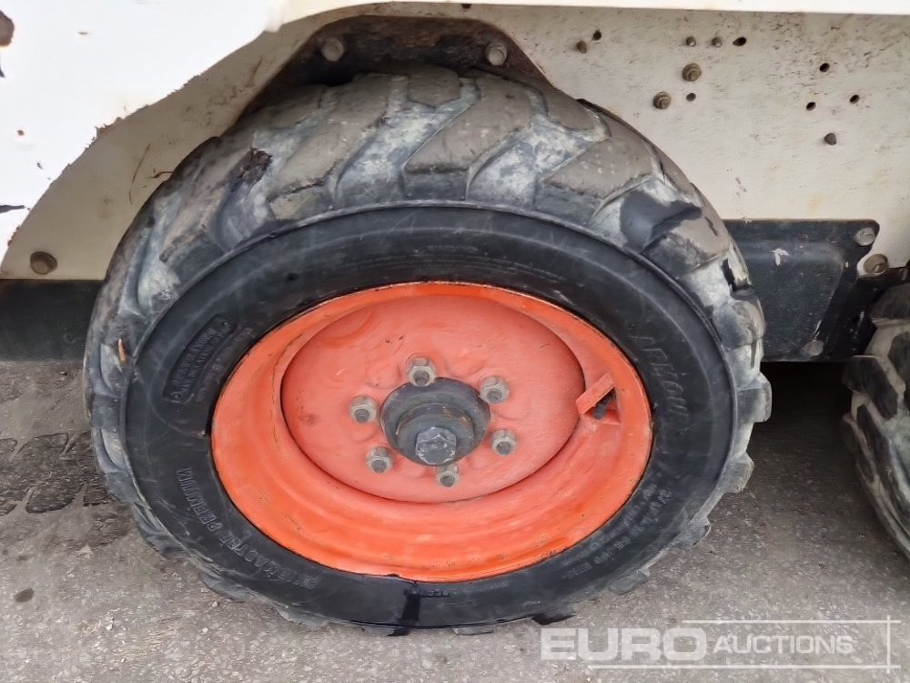 Mini pá carregadora 2011 Bobcat S100: foto 9