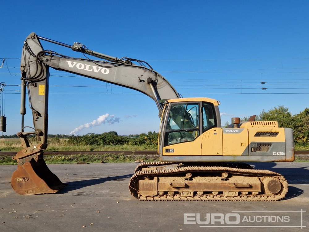2012 Volvo EC220DL - Escavadora de rastos: foto 2 2012 Volvo EC220DL - Escavadora de rastos: foto 2
