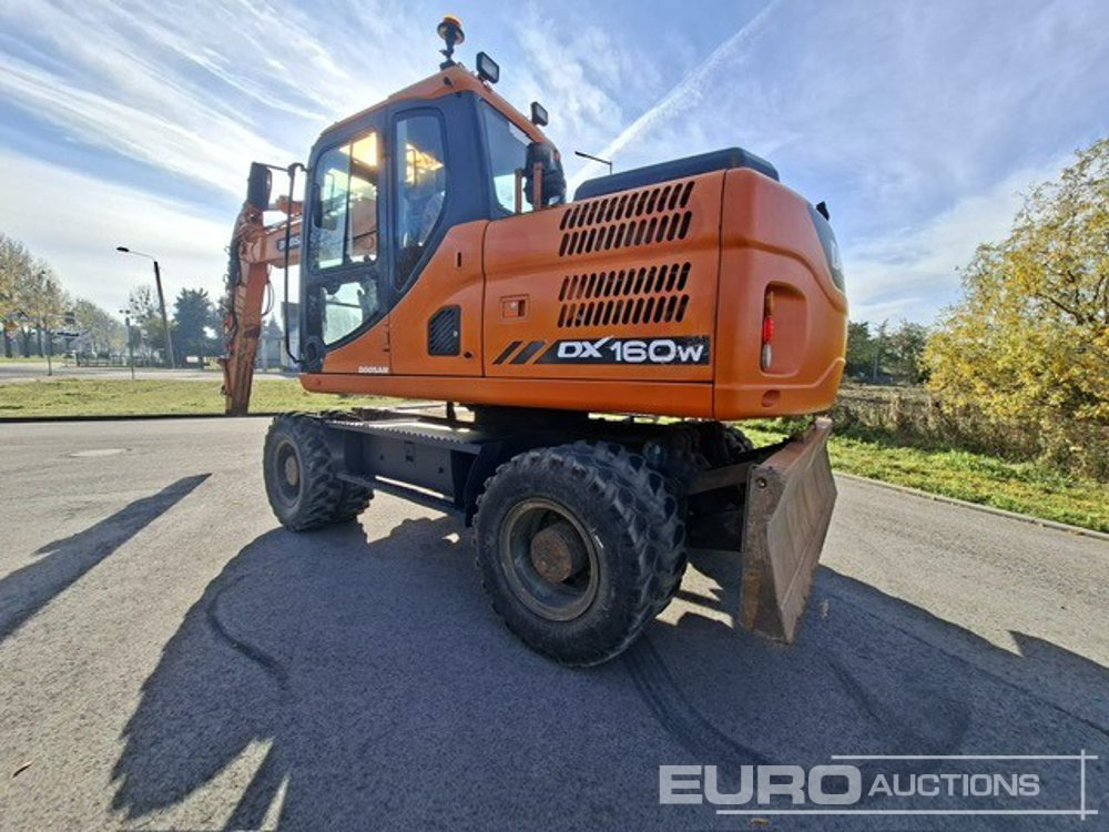 2013 Doosan DX160W-3 - Escavadeira de rodas: foto 2 2013 Doosan DX160W-3 - Escavadeira de rodas: foto 2