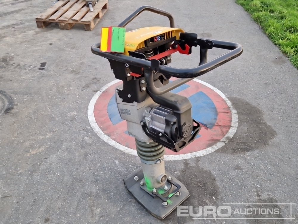 2015 Wacker Neuson AS50E - Máquina de asfalto: foto 2 2015 Wacker Neuson AS50E - Máquina de asfalto: foto 2