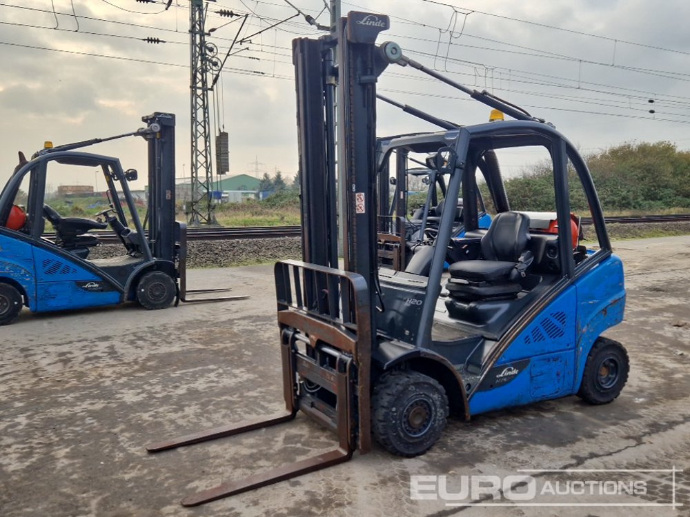 2016 Linde H20T-02/600 - Empilhadeira: foto 1 2016 Linde H20T-02/600 - Empilhadeira: foto 1
