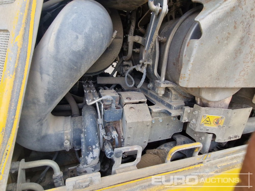 Buldôzer 2017 Komatsu D65PXI-18: foto 19
