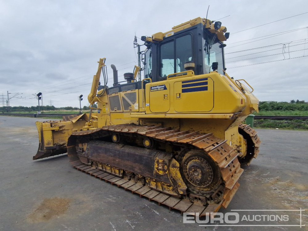 2017 Komatsu D65PXI-18 - Buldôzer: foto 3 2017 Komatsu D65PXI-18 - Buldôzer: foto 3