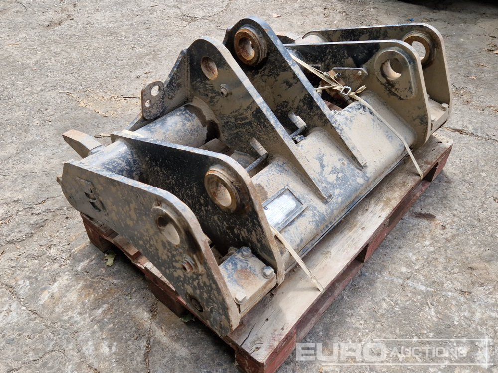 2018 QH to suit Hitachi ZW180-6 - Acoplamento rápido: foto 4 2018 QH to suit Hitachi ZW180-6 - Acoplamento rápido: foto 4